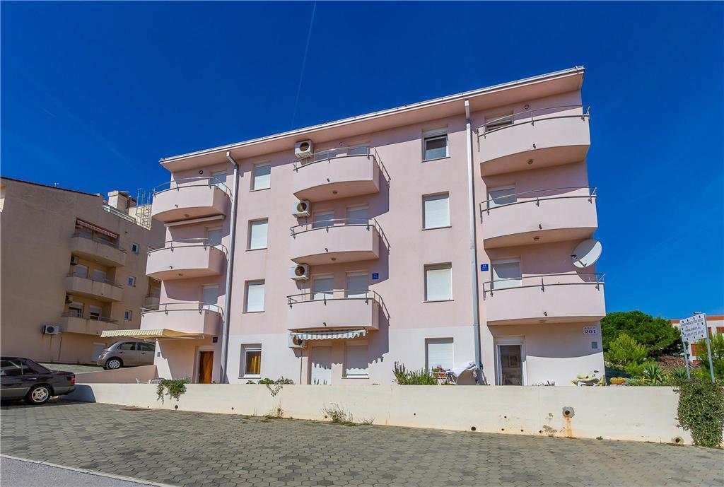 Apartment Ellis Premantura Bilik gambar